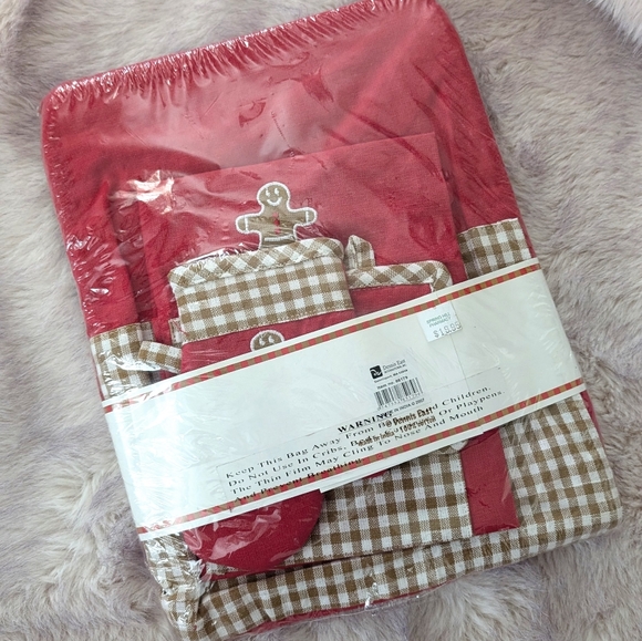 Mommy And Me Red Gingerbread Apron and Mitt Set Christmas Holiday 2007 - Picture 2 of 5